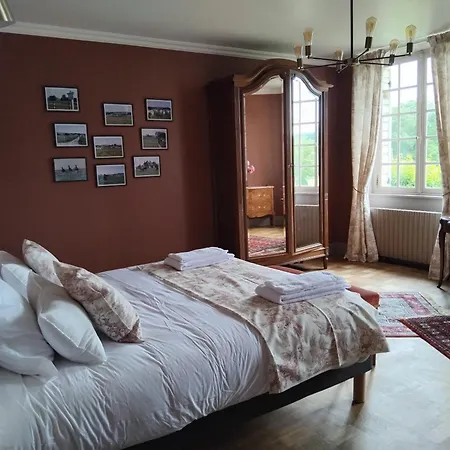 Πανσιόν A La Moncorgerie La Josserie