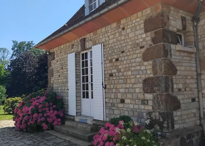 A La Moncorgerie Pensionat La Josserie